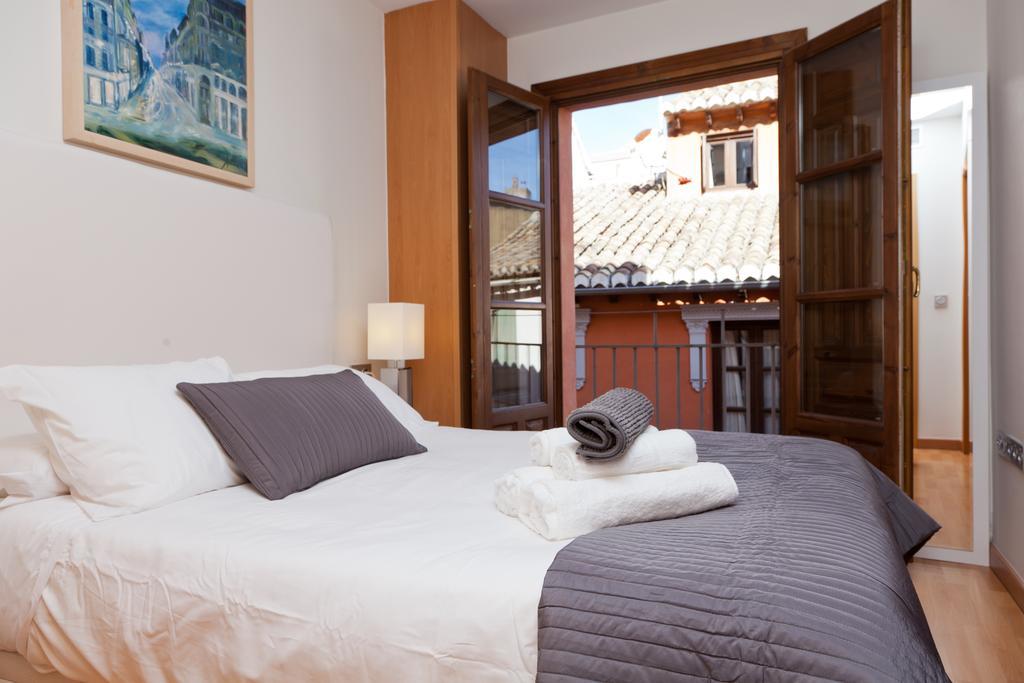 Apartamentos Elvira 21 Гранада Номер фото